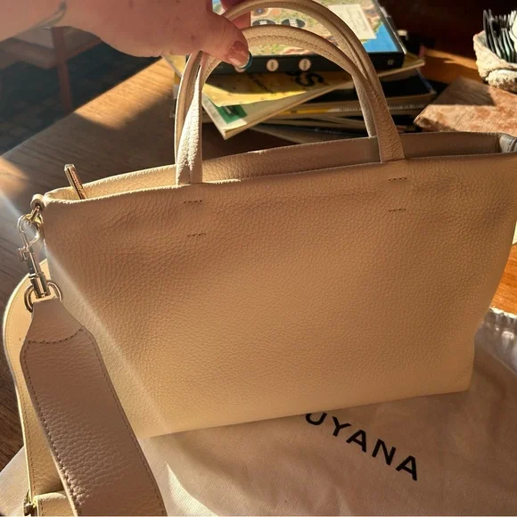 CUYANA Mini Easy Zipper Tote in Ecru - Picture 4 of 14